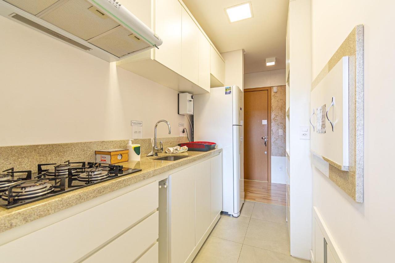 Rosa Apartamento Luxo No Centro Gramado Apartment Ngoại thất bức ảnh