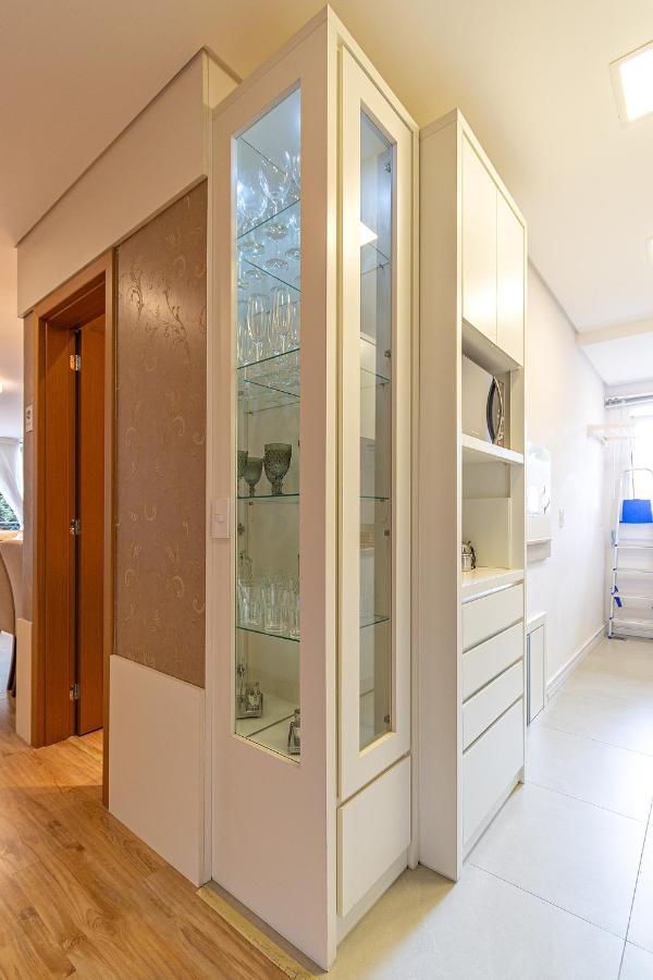 Rosa Apartamento Luxo No Centro Gramado Apartment Ngoại thất bức ảnh