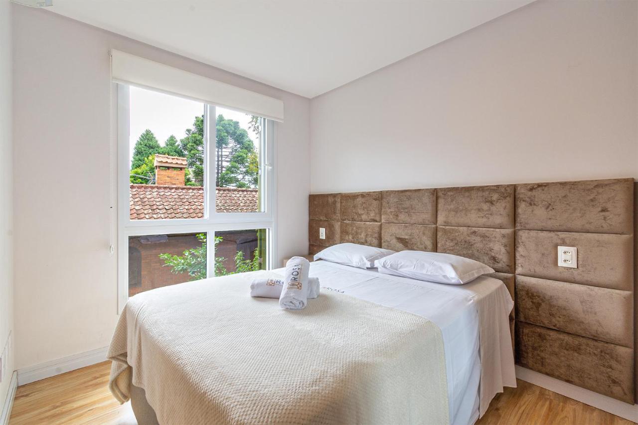 Rosa Apartamento Luxo No Centro Gramado Apartment Ngoại thất bức ảnh