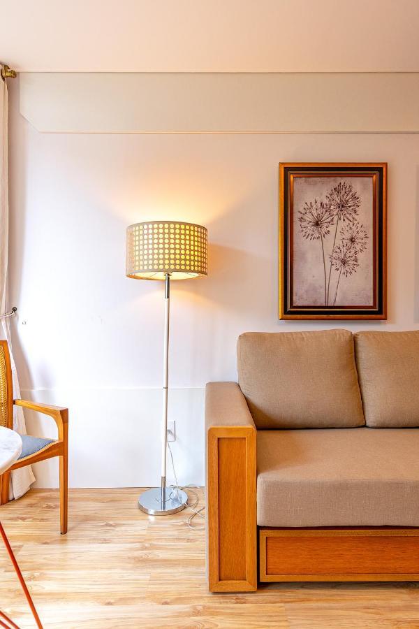 Rosa Apartamento Luxo No Centro Gramado Apartment Ngoại thất bức ảnh