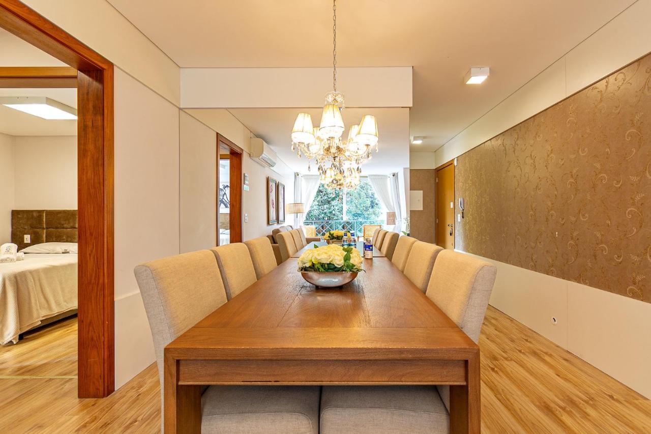 Rosa Apartamento Luxo No Centro Gramado Apartment Ngoại thất bức ảnh